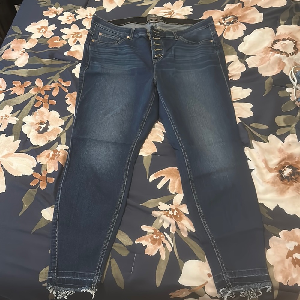 Torrid Bombshell Skinny Jean